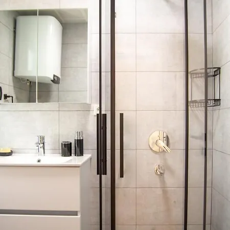 Lovely With Private Pool In Cesme فندق ألاتشاتي